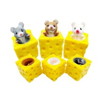 Soft decompression cute cheese cheese mouse cup pinch music spoof cheese decompression vent ball toy