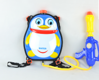 Children’s penguin backpack water gun toy pull-out beach water spray gun 1010-3